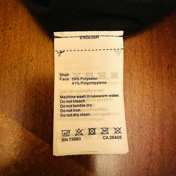 Helly Hansen Official US Ski Team base layer long sleeve wUSA Flag logo on arm - Picture 9 of 9